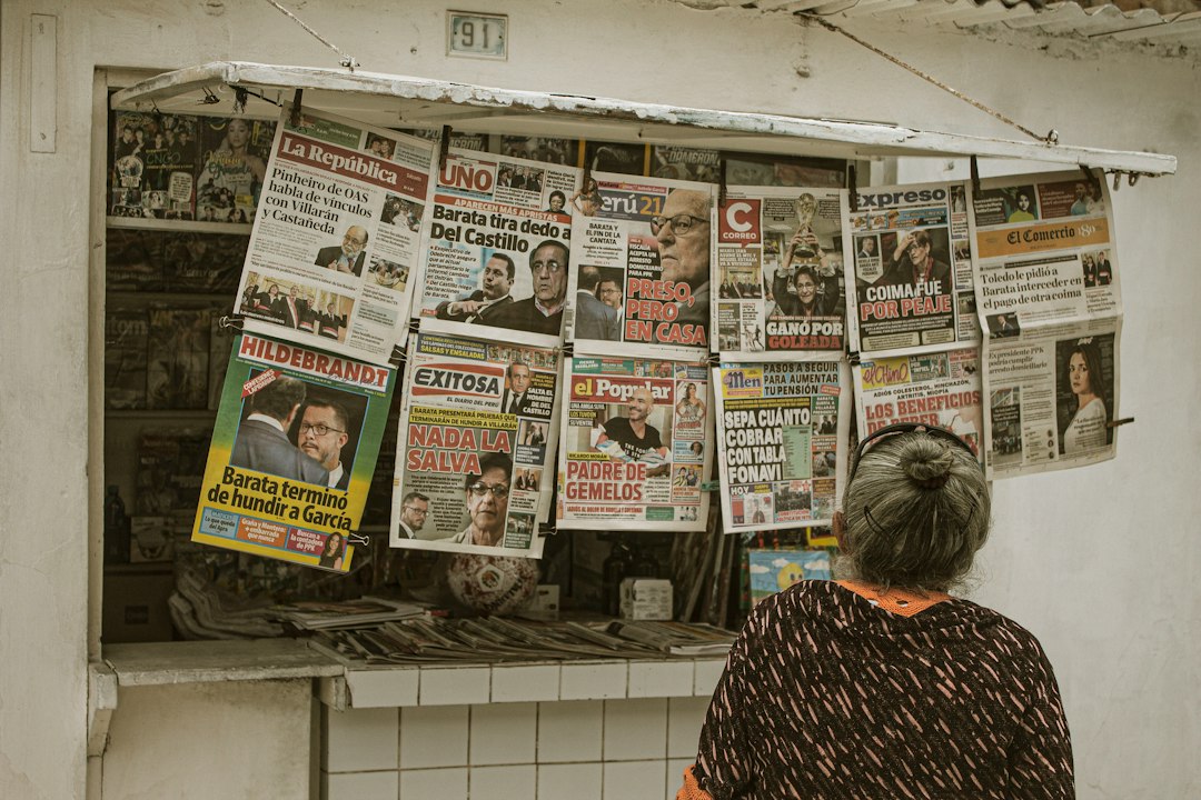 Title: Medios de Comunicación : Guía Definitiva para Dominar el Mundo de la Información y el Marketing Digital
