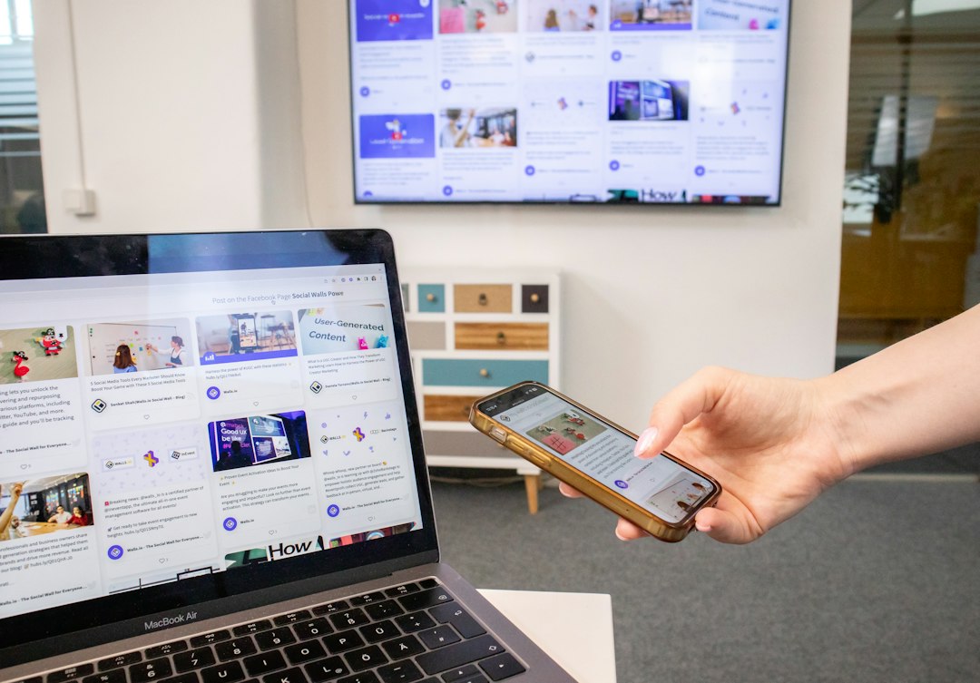 Title: Cómo Dominar los Medios de Comunicación en la Era Digital: Guía Completa para Empresas y Creadores de Contenido